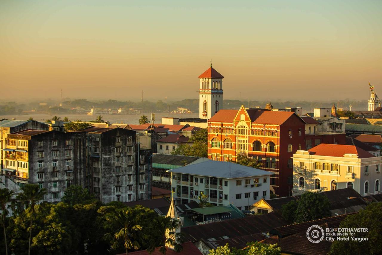 City Hotel Yangon Exterior photo